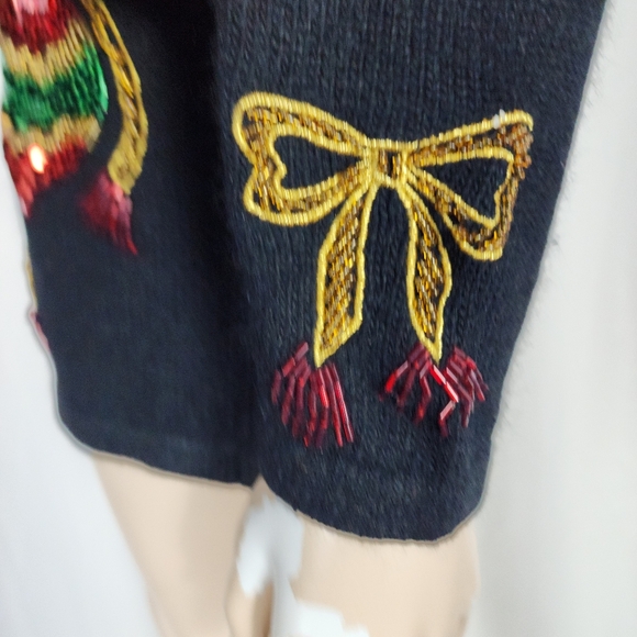 Vtg sequin Christmas ornament novelty sweater black SM silk blend - Picture 6 of 11